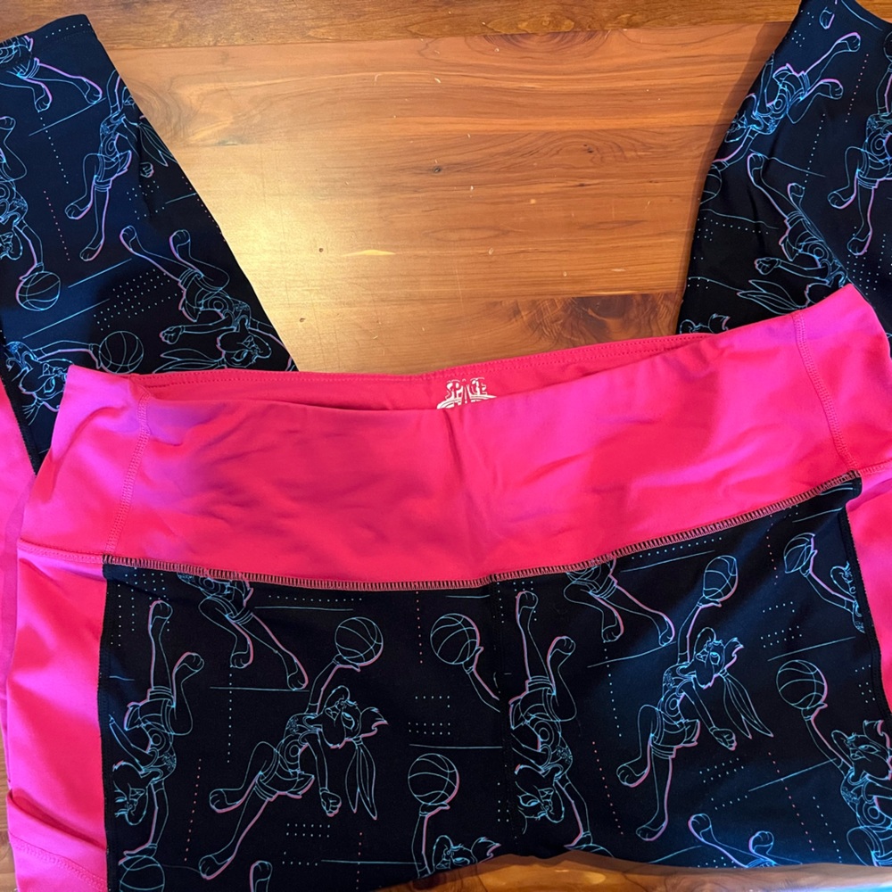 Discontinued space jam 3/4 length high waist yoga pants.